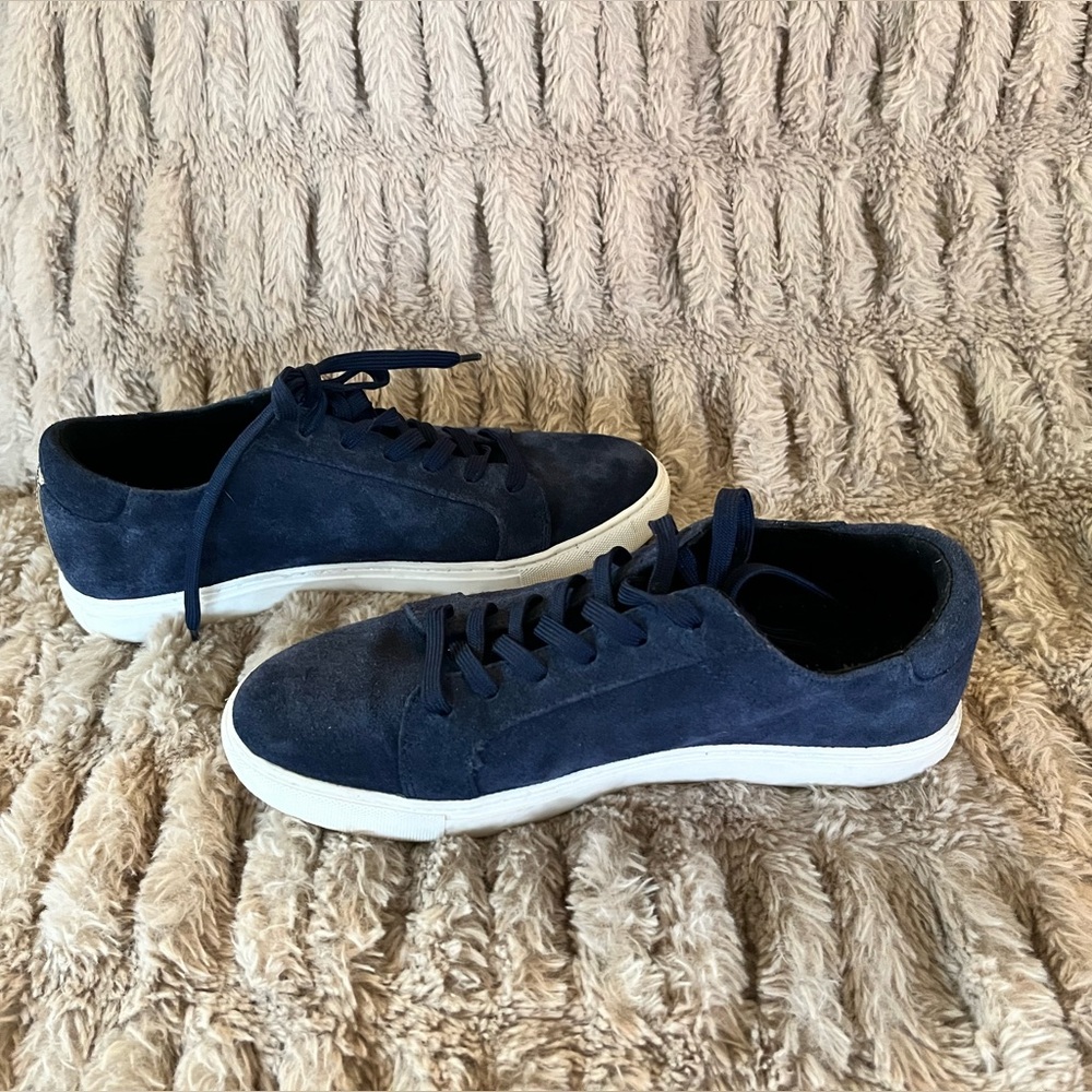 Kenneth Cole size 8 blue suede sneakers shoes
